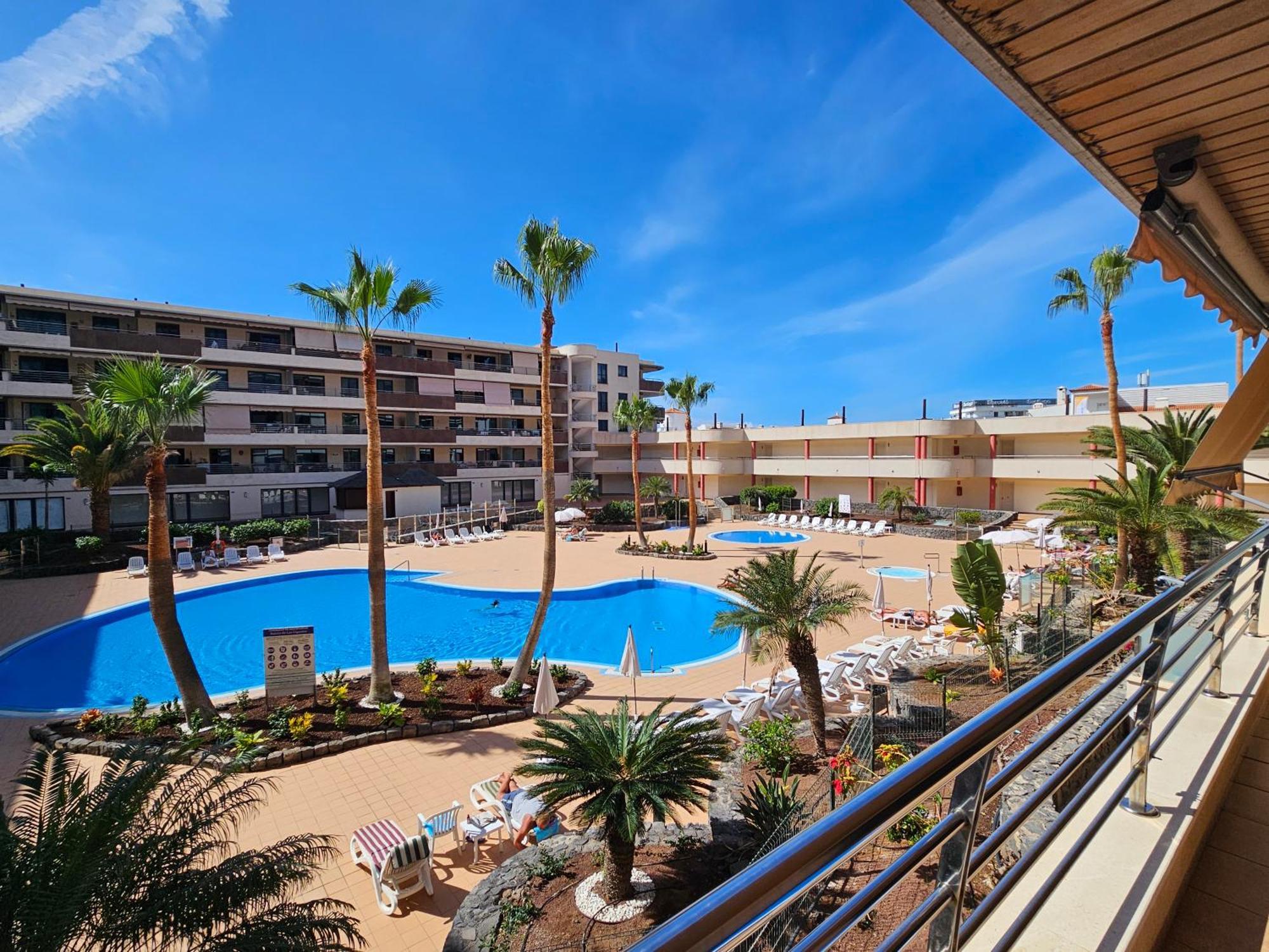 Ocean Breeze Apartment Puerto de Santiago  Exterior photo